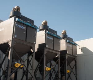 喷砂除尘器可从喷砂室或喷砂清理柜收集钢丸。