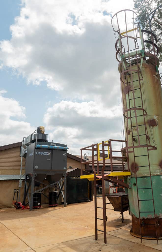 CMAXX灰尘收集系统安装了精密工具制造商